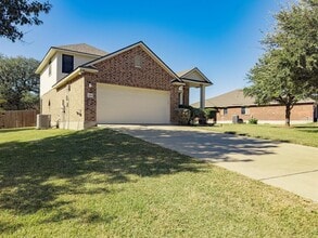 Building Photo - 320 Peanut Dr