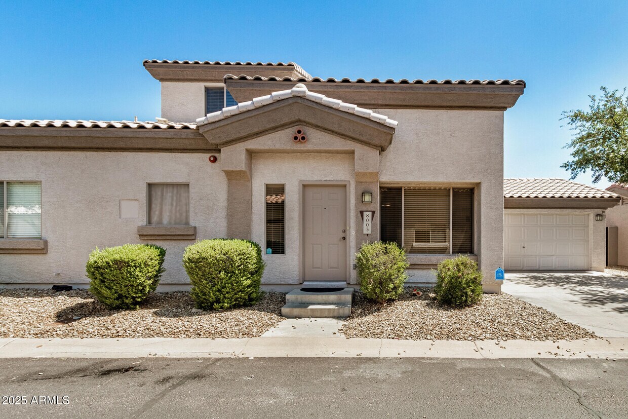 Foto principal - 8003 W Zoe Ella Way