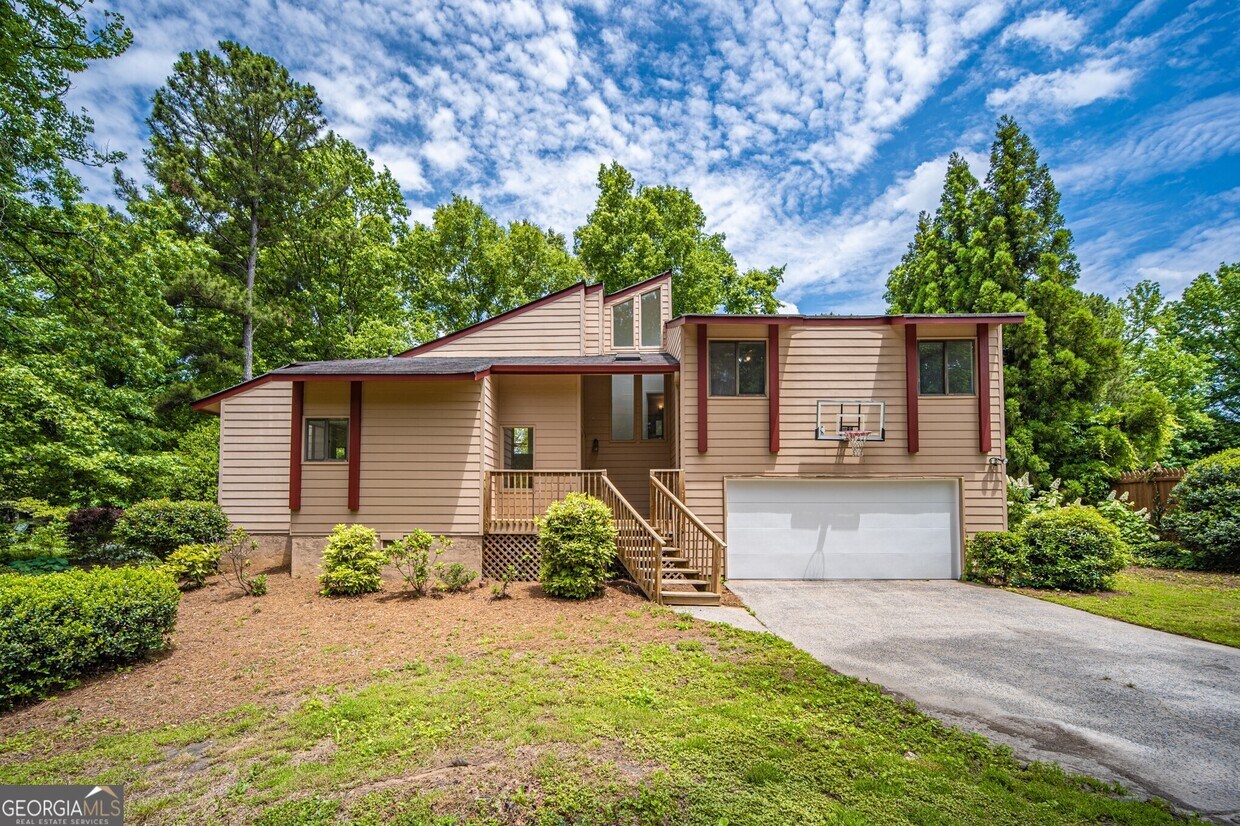 Foto principal - 4551 Parkcrest Ct NE
