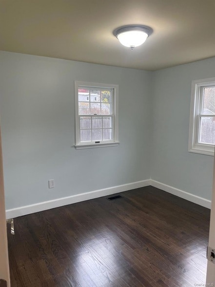 Building Photo - 46 Weston St