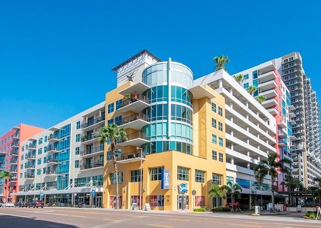 Photo - 1120 E Kennedy Blvd Apartment