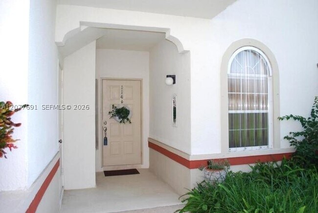 Foto del edificio - 114 Cypress Point Dr
