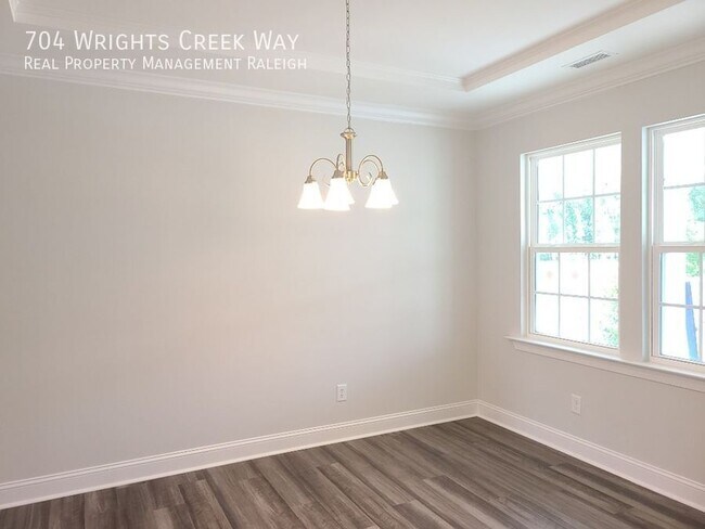Foto del edificio - 704 Wrights Creek Way