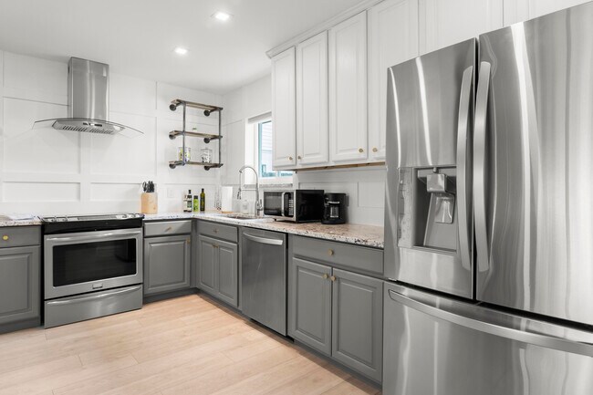 Foto del edificio - 2453 Southridge Rd