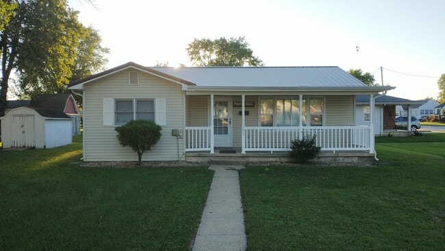 Building Photo - 303 W Wernsing Ave