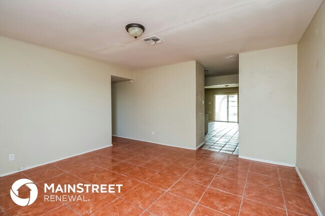 Building Photo - 3733 W Cypress St