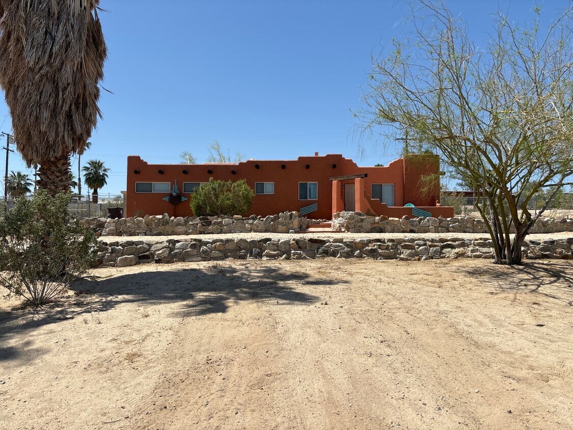 73015 Siesta Dr, Twentynine Palms, CA 92277 House Rental in