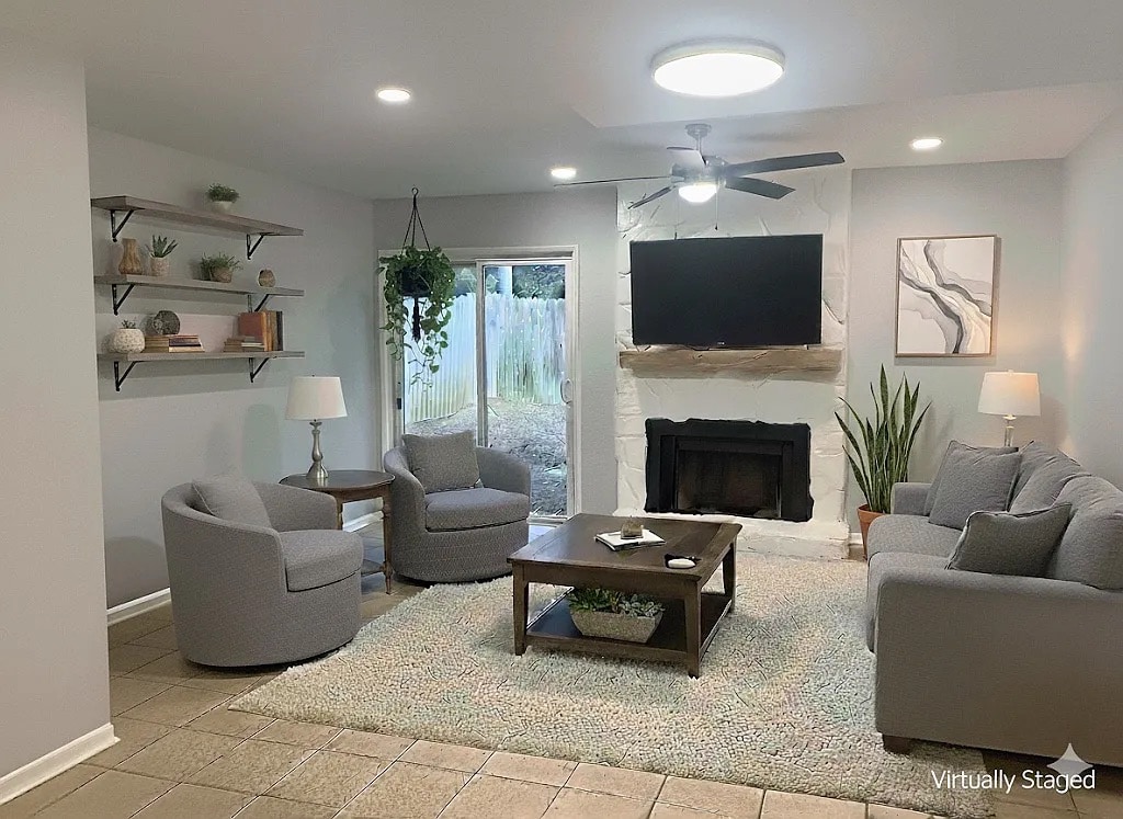 Primary Photo - Room in Townhome on Baker Ct