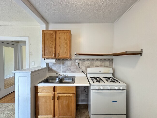 Foto del edificio - 2332 N Spaulding Ave