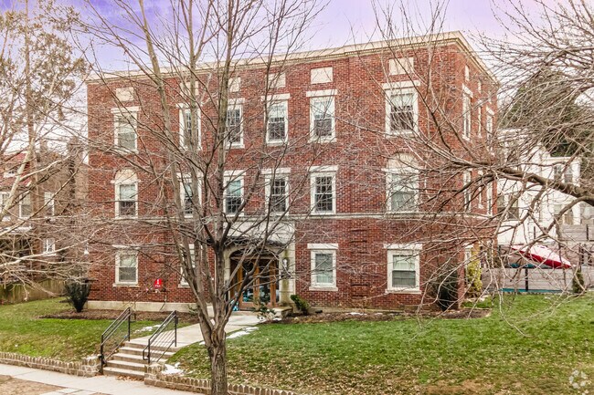 2926 Porter St. NW - 2926 Porter St NW