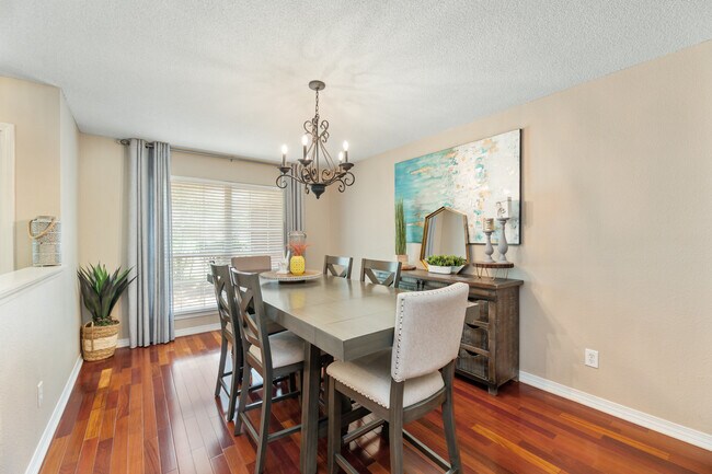 Foto del edificio - 28337 Bay Branch Dr