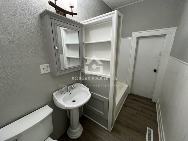 Foto del edificio - 716 S 14th St