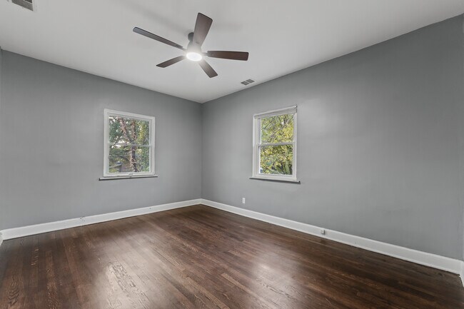 Foto del edificio - 17614 Roselawn St