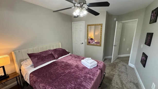 Foto del edificio - 135 Growden Ln