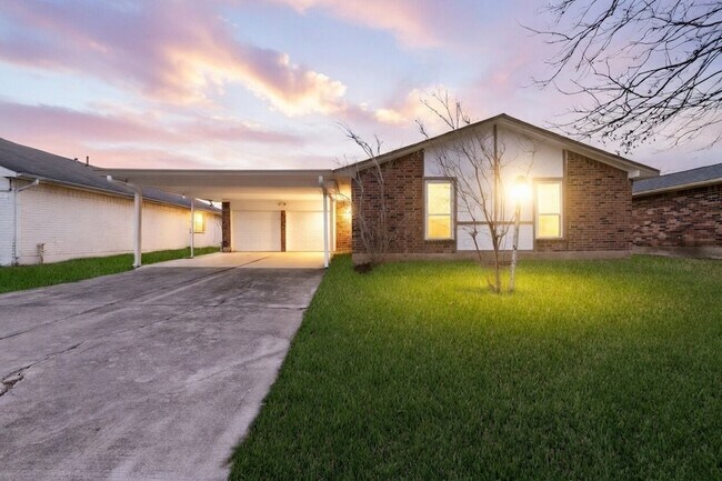 Foto del edificio - 11610 Grapewood Dr