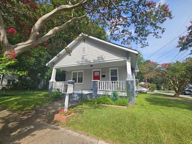 Building Photo - 3000 Peronne Ave