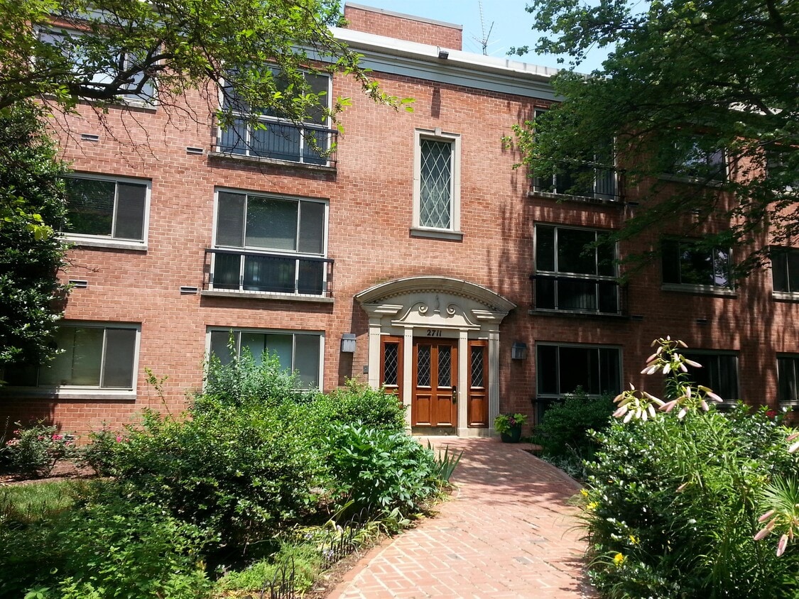 2711 Ordway St NW, Washington, DC 20008 House for Rent in Washington