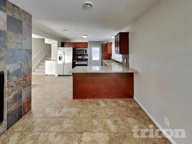 Building Photo - 13516 Grand Ave