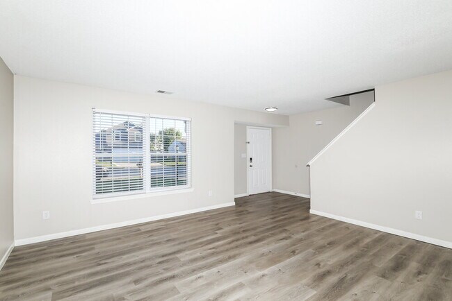 Foto del edificio - 4204 Dunedin Ct
