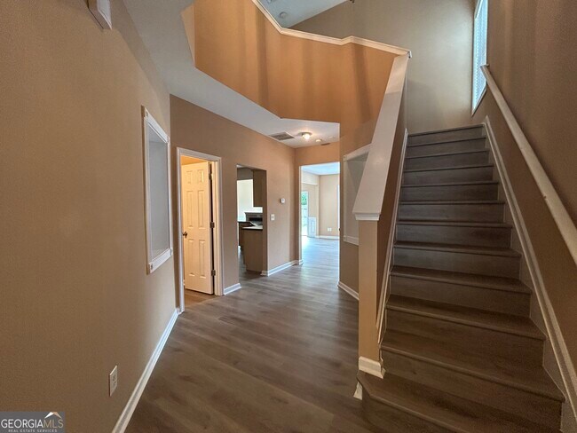 Foto del edificio - 5730 Sterling Ct