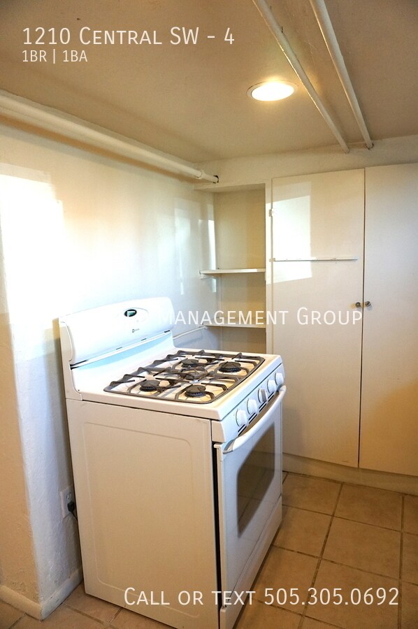 Foto del edificio - 1210 Central Ave SW