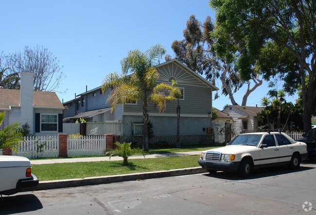 Building Photo - 1111 Thomas Ave