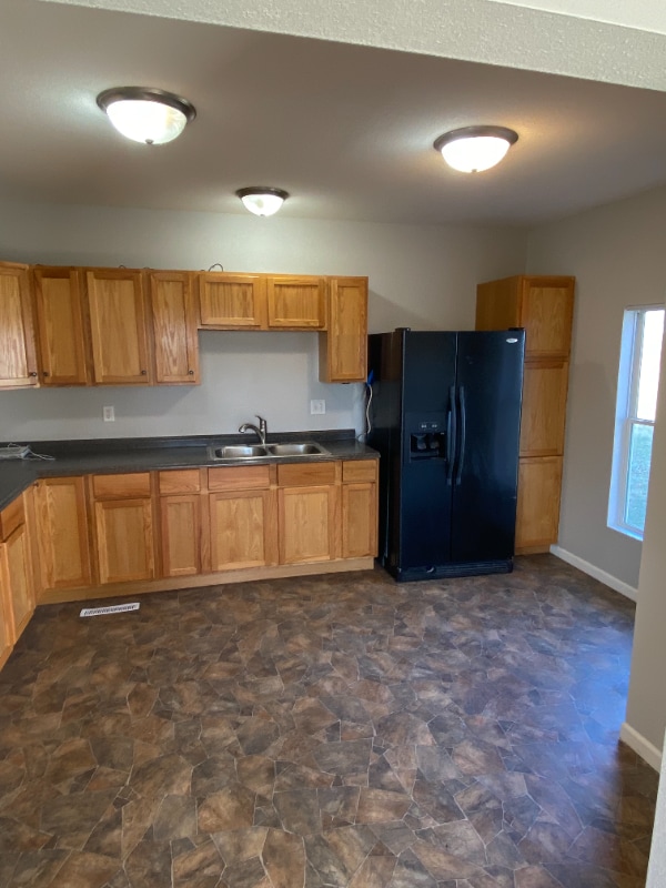Building Photo - 3215 Schaeffer Dr SW