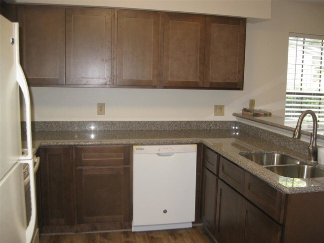 Foto del edificio - 3123 Windchase Blvd