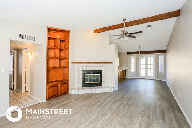 Foto del edificio - 14610 N 40th Pl