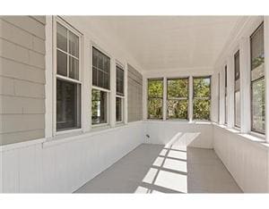 Building Photo - 16 Gates Ct