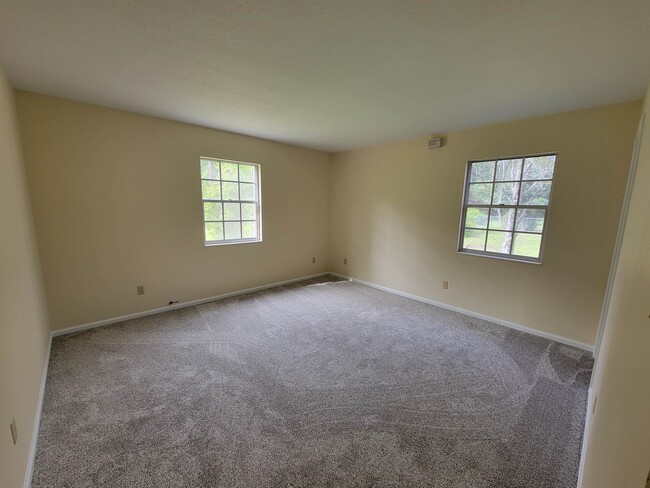 Building Photo - 2064 Edenfield Rd