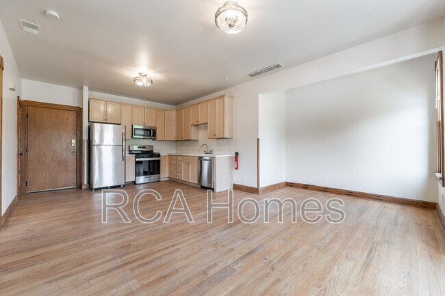 Foto del edificio - 243 E 11th St