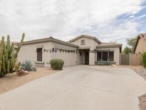 Building Photo - 7111 S 21st Dr