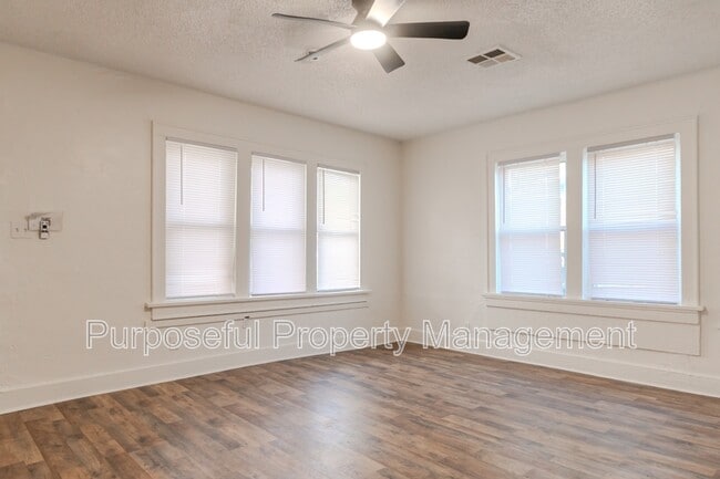 Foto del edificio - 1609 NE 18th St