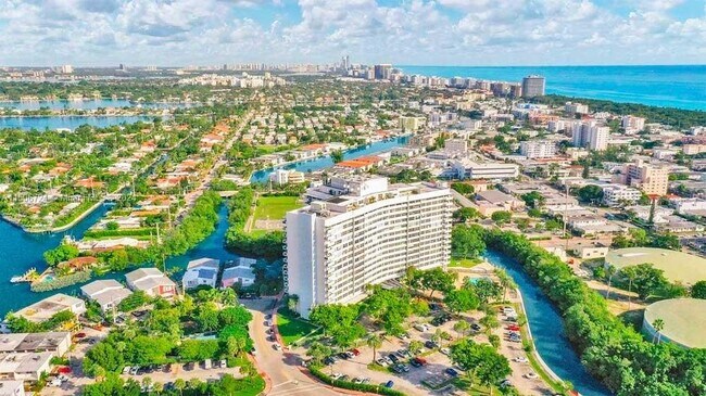 Foto del edificio - 7441 Wayne Ave