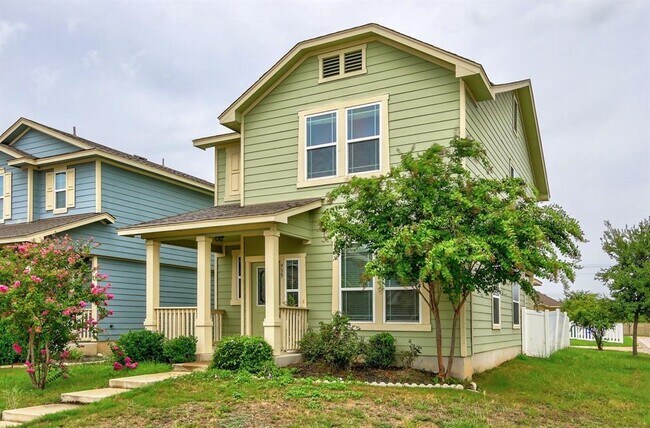 Building Photo - 939 Alamo Plaza Dr
