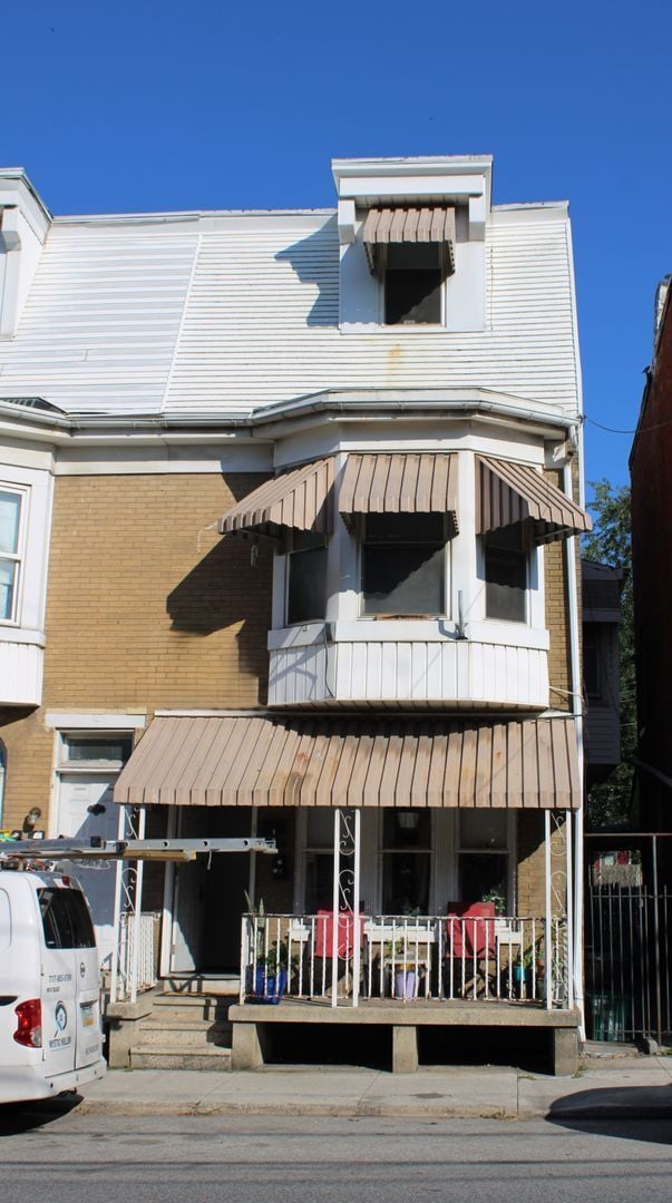 Building Photo - 511 E Philadelphia St