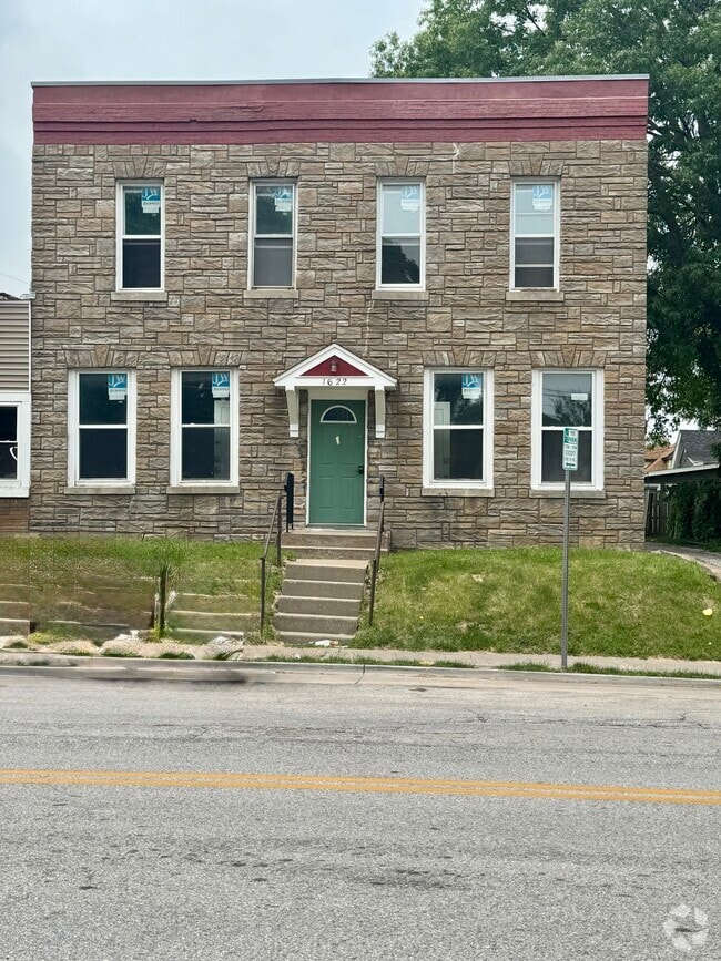 Building Photo - 1622 Washington St