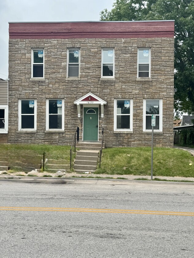 Primary Photo - 1622 Washington St