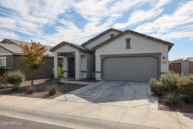 Building Photo - 19609 W Palo Verde Dr