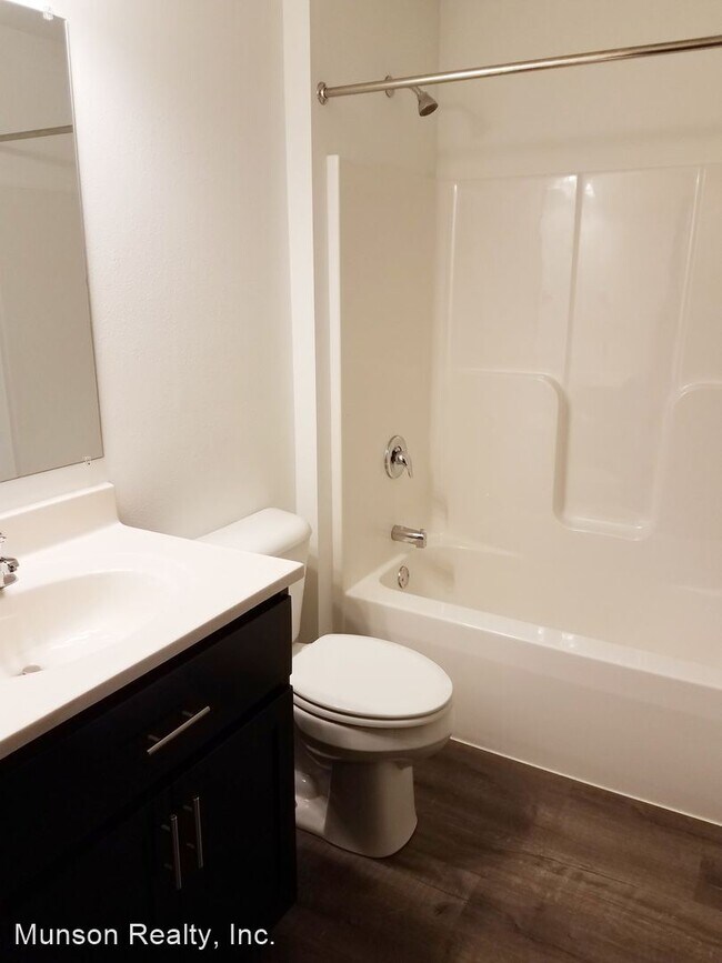 Foto del edificio - 4 br, 3 bath House - 1607 Maple Drive