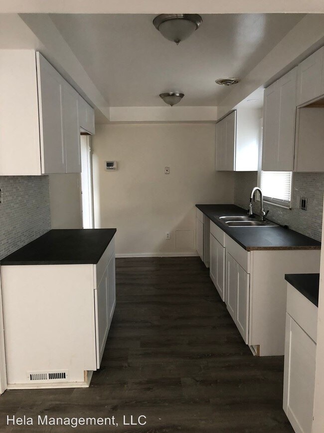 Building Photo - 3 br, 1 bath House - 7678 W. Parkway