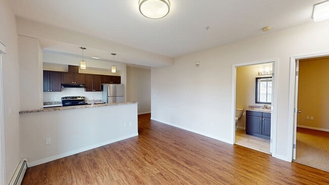 Building Photo - 10004-1097A 97A St