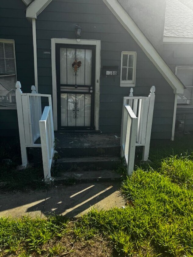 Primary Photo - 4 Bedroom Home in Bethel Grove