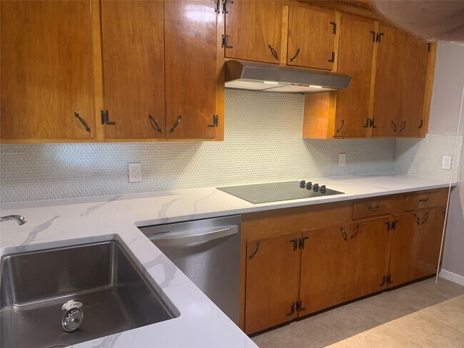 Building Photo - 22047 E Hammond Dr
