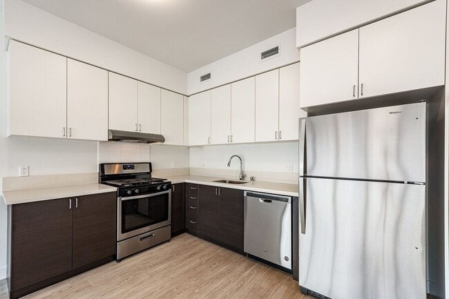 Foto del edificio - 4435 Piedmont Ave