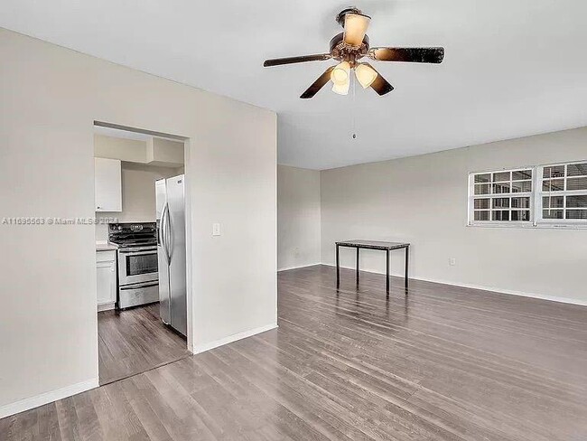 Foto del edificio - 2 bedroom in North Miami beach FL 33162