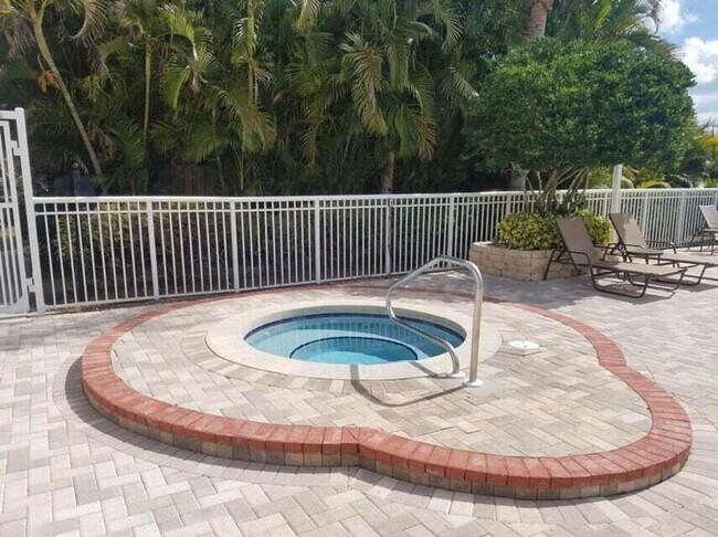 Foto del edificio - 3/2/2 Condo in Belmont of St Lucie West