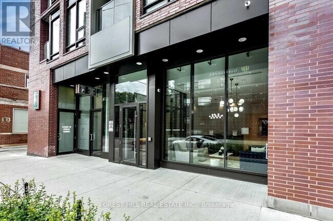 Building Photo - 246 Logan Ave