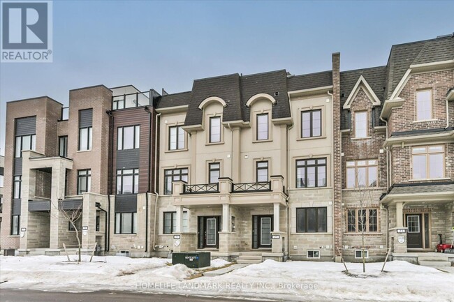 Building Photo - 25 William Shearn Cres
